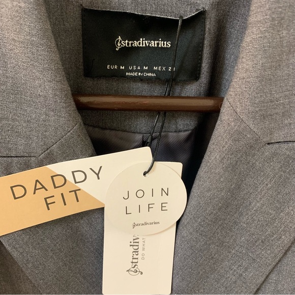 Stradivarius Cropped Blazer - Picture 6 of 7